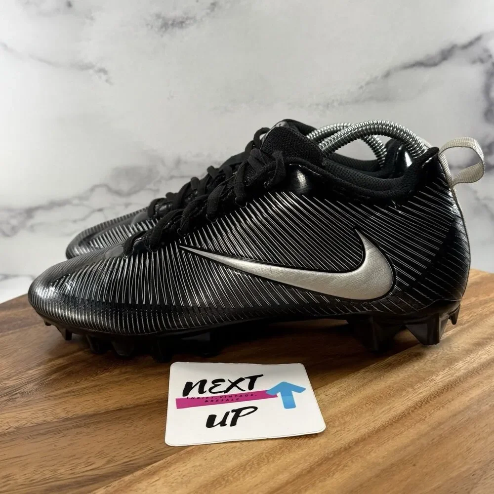 Men’s sz 8.5-Nike Vapor Strike 5 TD Low Football Cleats Black/Silver 833407-001